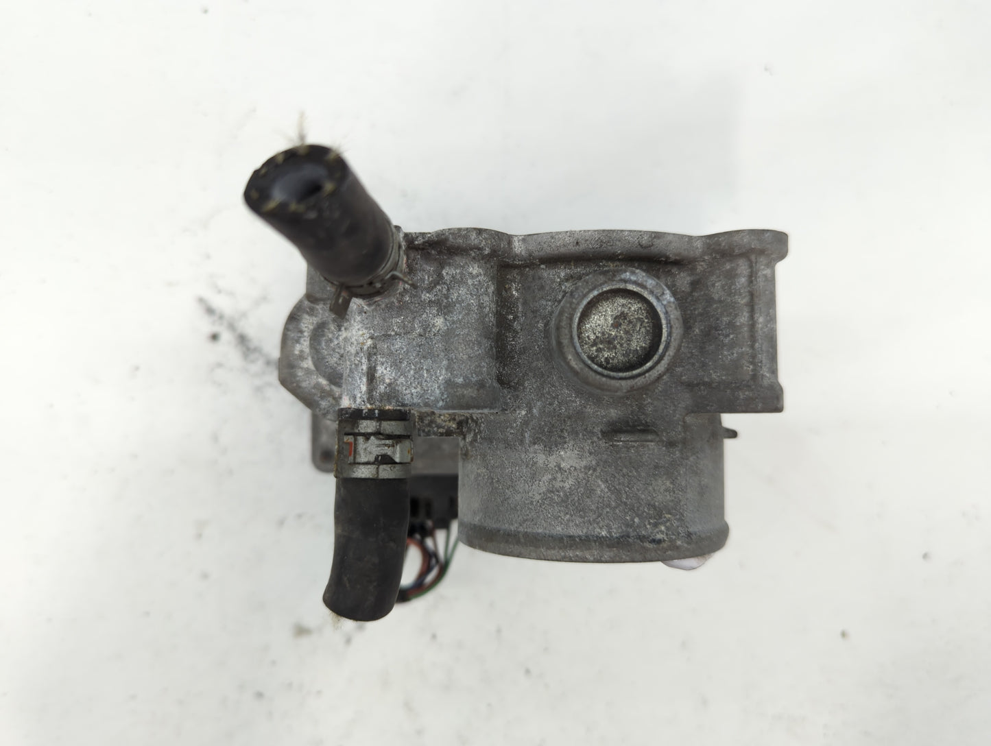 2011-2019 Toyota Corolla Throttle Body P/N:22030-0T080 Fits Fits 2011 2012 2013 2014 2015 2016 2017 2018 2019 OEM Used Auto 