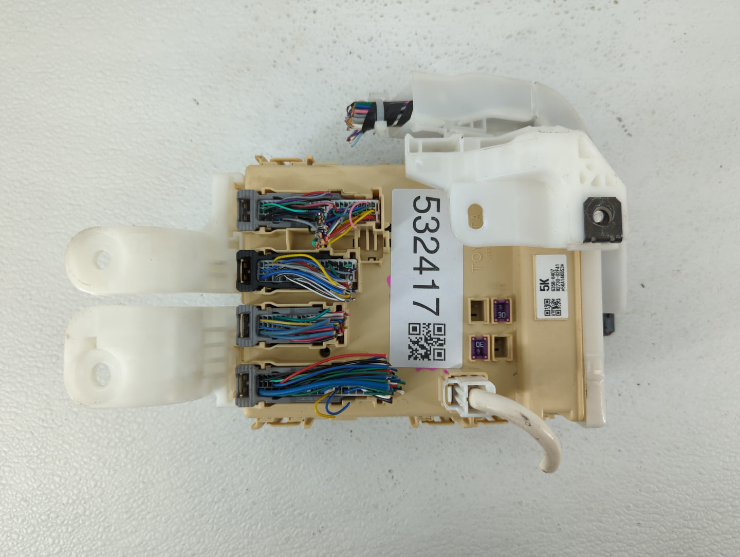 2018 Toyota Corolla Fusebox Fuse Box Panel Relay Module P/N:82730-02F41 82730-02F40, 82730-02G60, 82730-02G61, 82662-02660 F