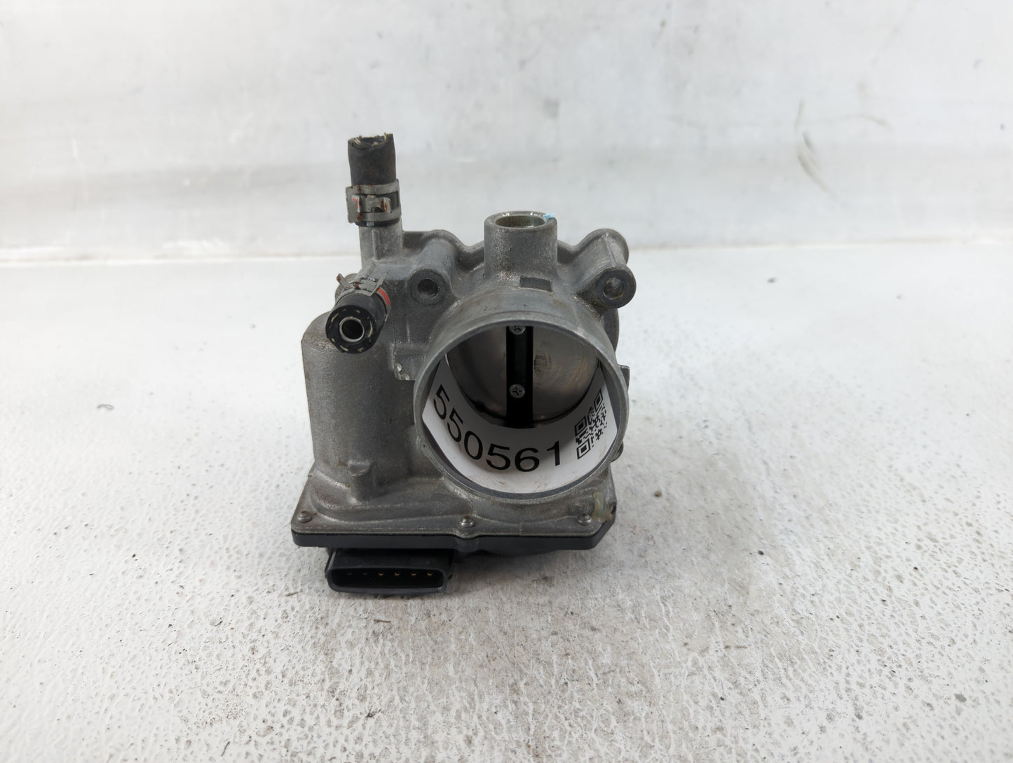 2011-2019 Toyota Corolla Throttle Body P/N:22030-0T080 Fits Fits 2011 2012 2013 2014 2015 2016 2017 2018 2019 OEM Used Auto 