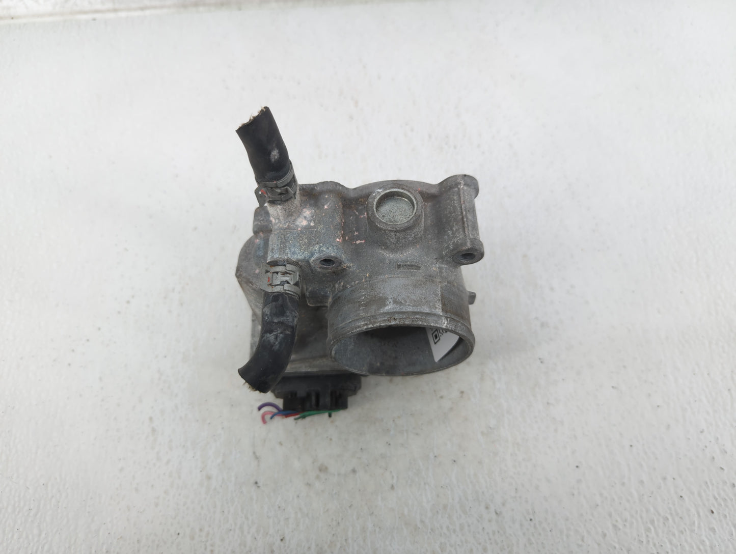 2011-2019 Toyota Corolla Throttle Body P/N:22030-0T080 Fits Fits 2011 2012 2013 2014 2015 2016 2017 2018 2019 OEM Used Auto 