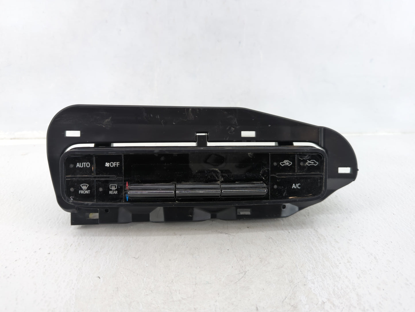 2017-2019 Toyota Corolla Climate Control Module Temperature AC/Heater Replacement P/N:55468-02060 Fits Fits 2017 2018 2019 O