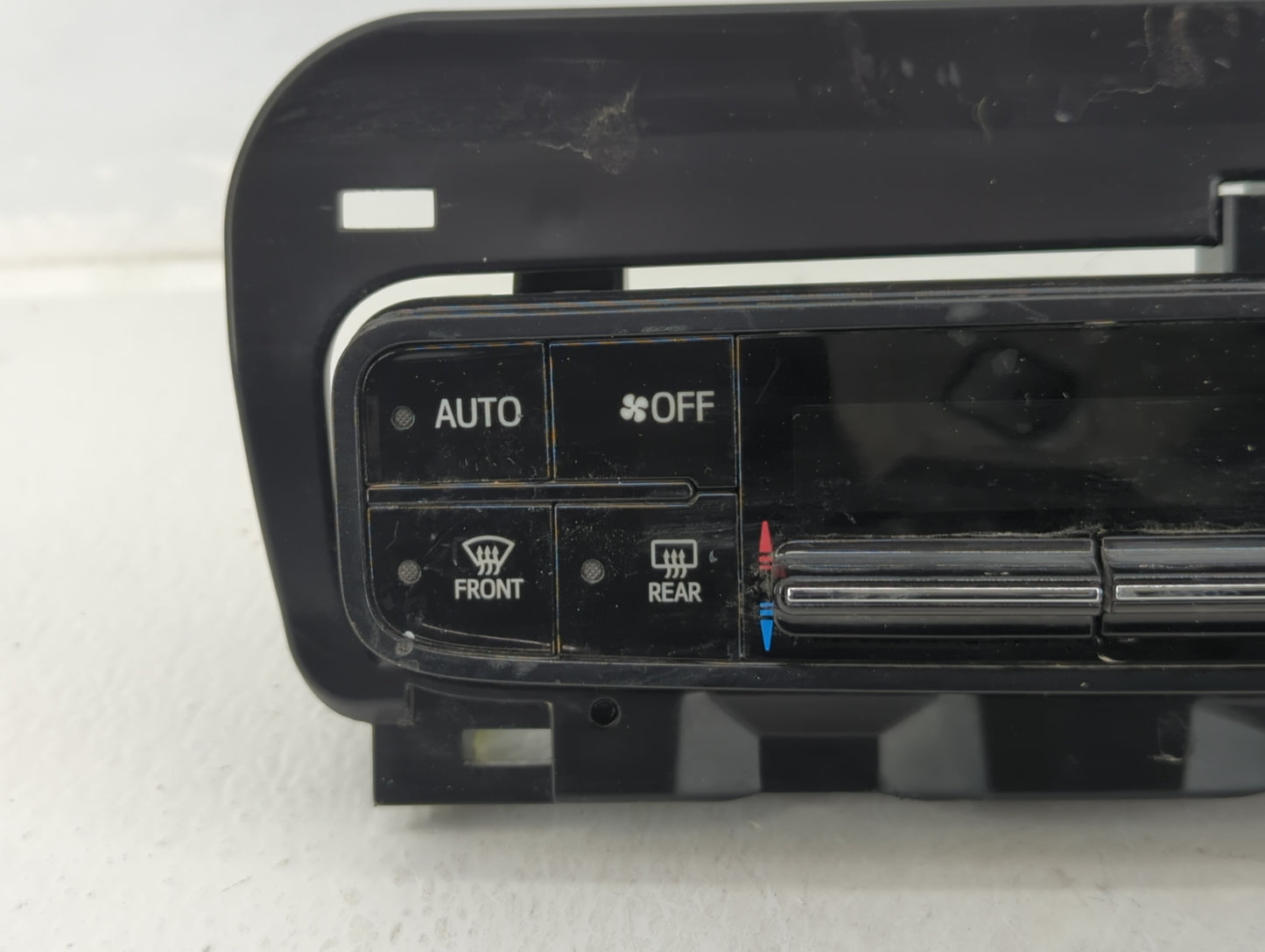 2017-2019 Toyota Corolla Climate Control Module Temperature AC/Heater Replacement P/N:55468-02060 Fits Fits 2017 2018 2019 O