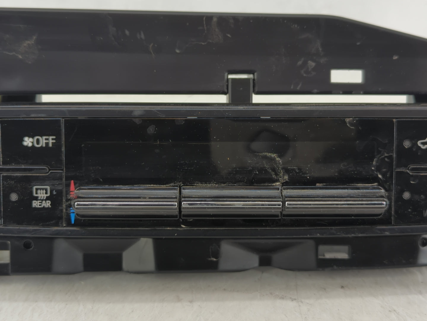 2017-2019 Toyota Corolla Climate Control Module Temperature AC/Heater Replacement P/N:55468-02060 Fits Fits 2017 2018 2019 O