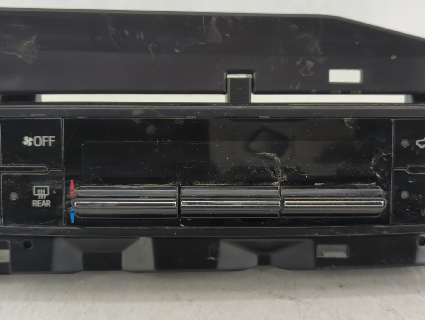 2017-2019 Toyota Corolla Climate Control Module Temperature AC/Heater Replacement P/N:55468-02060 Fits Fits 2017 2018 2019 O