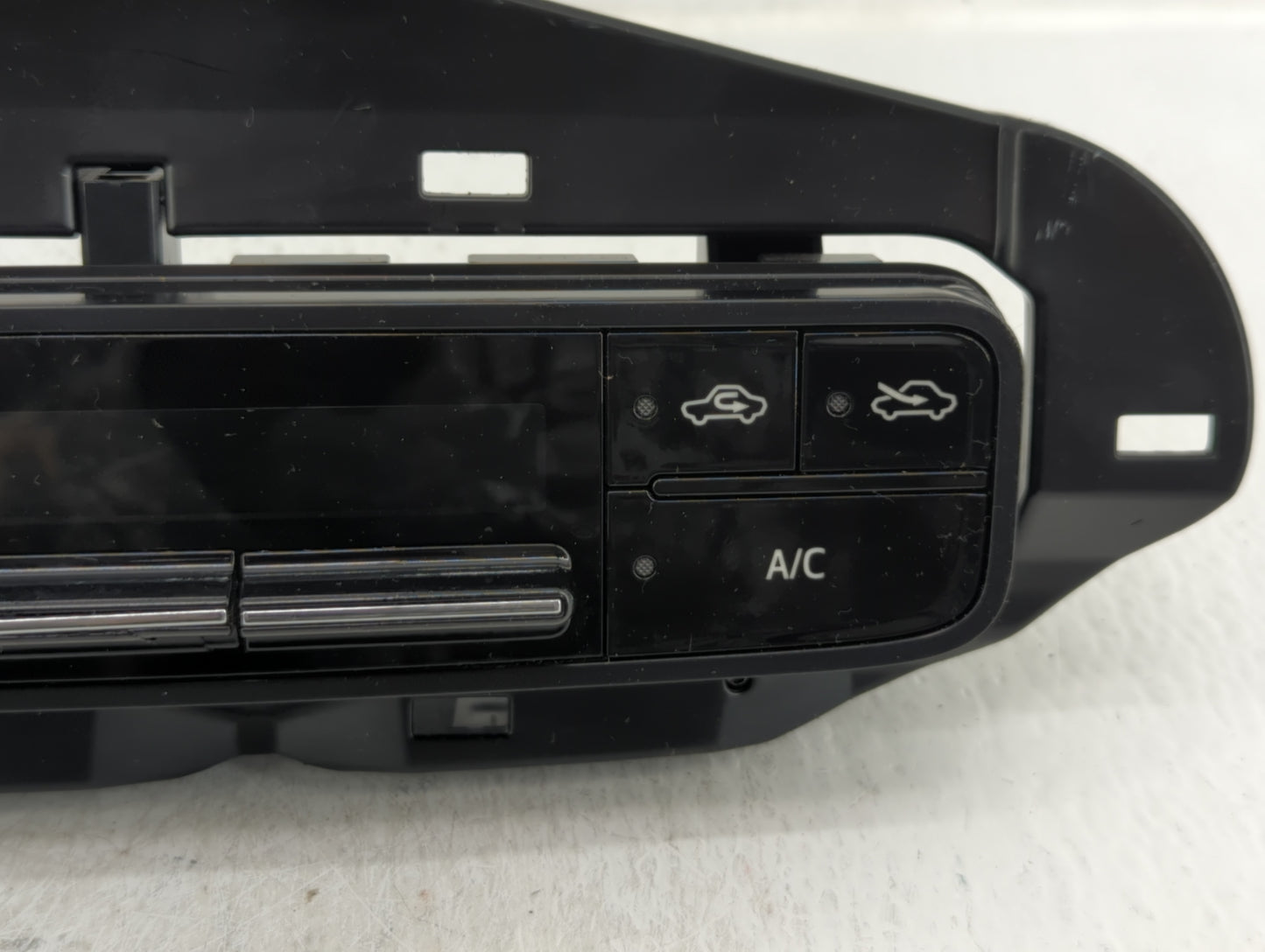 2017-2019 Toyota Corolla Climate Control Module Temperature AC/Heater Replacement P/N:55468-02060 Fits Fits 2017 2018 2019 O