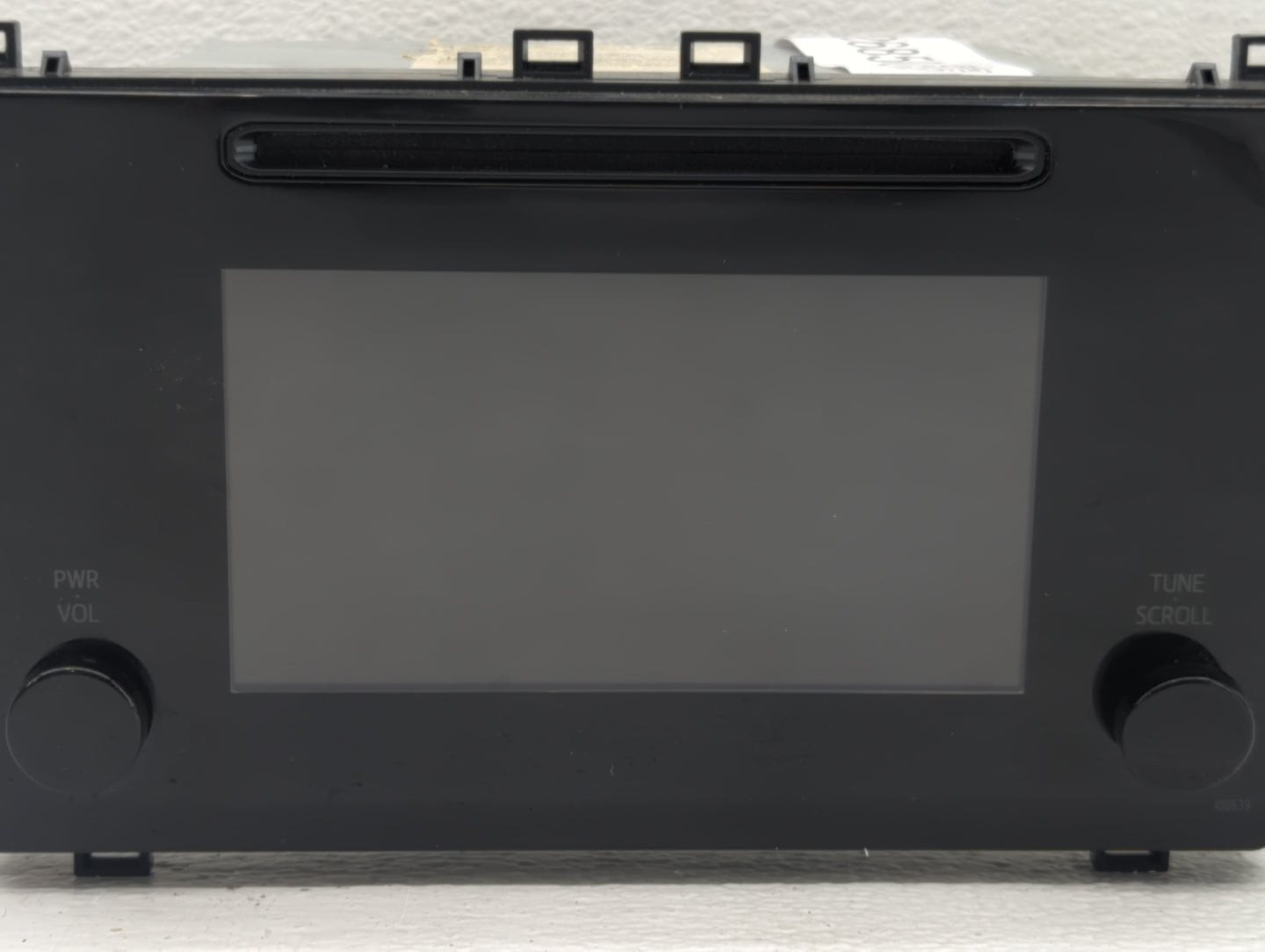 2018 Toyota Corolla Information Display Screen - Oemusedautoparts1.com
