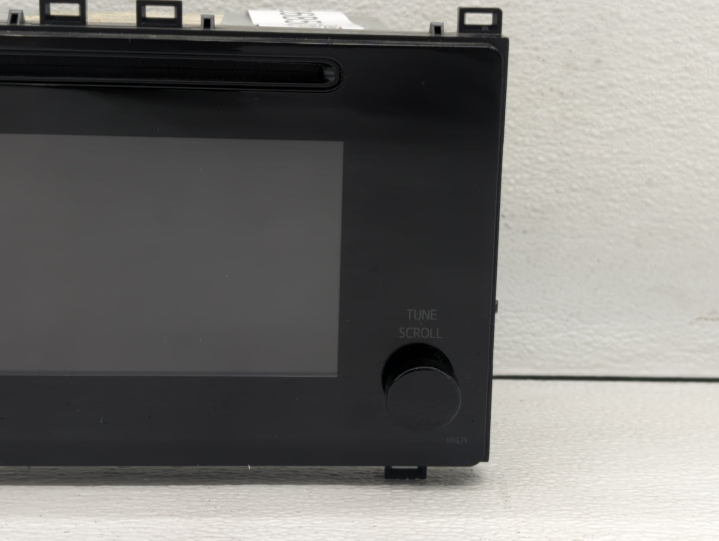 2018 Toyota Corolla Information Display Screen - Oemusedautoparts1.com