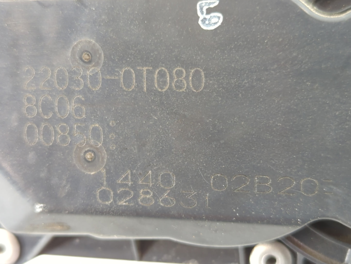 2011-2019 Toyota Corolla Throttle Body P/N:22030-0T080 Fits Fits 2011 2012 2013 2014 2015 2016 2017 2018 2019 OEM Used Auto 