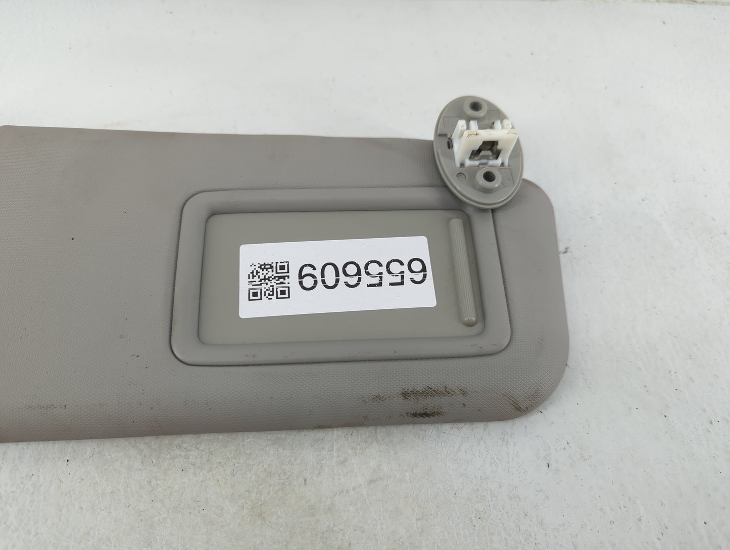 2017-2019 Toyota Corolla Sun Visor Shade Replacement Passenger Right Mirror Fits Fits 2017 2018 2019 OEM Used Auto Parts - O