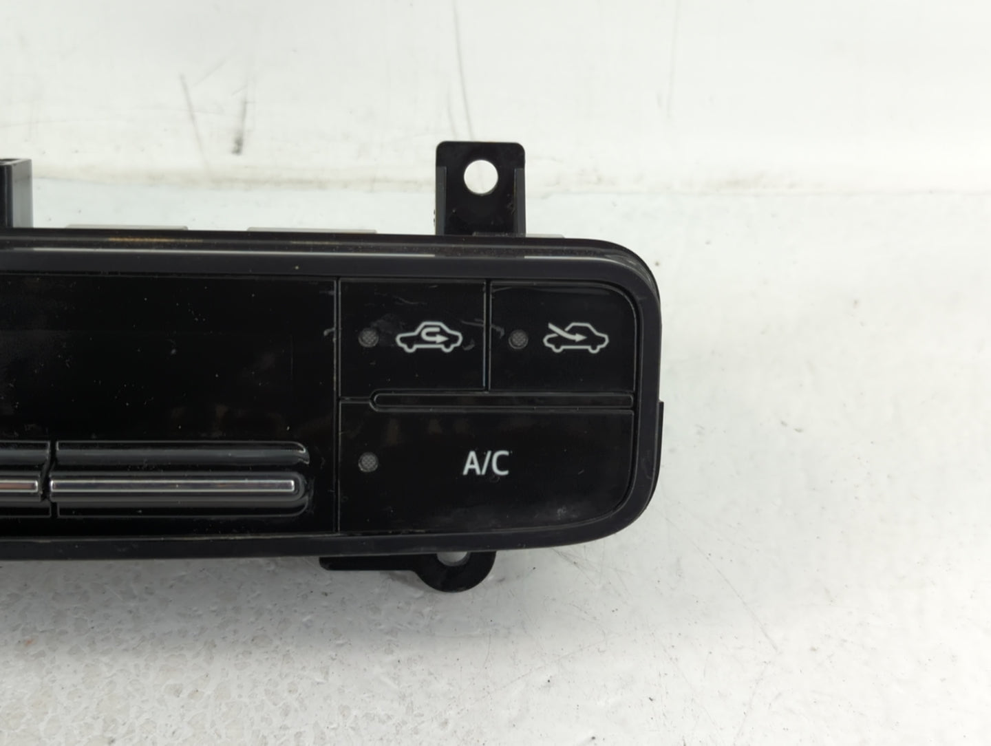 2017-2019 Toyota Corolla Climate Control Module Temperature AC/Heater Replacement P/N:55468-02030 Fits Fits 2017 2018 2019 O