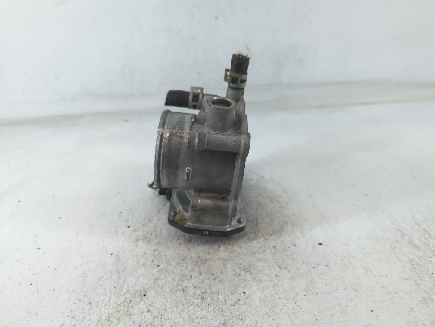 2011-2019 Toyota Corolla Throttle Body P/N:22030-0T080 Fits Fits 2011 2012 2013 2014 2015 2016 2017 2018 2019 OEM Used Auto 