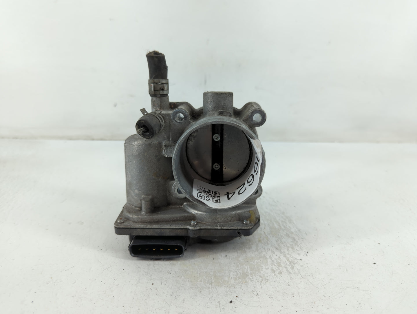 2011-2019 Toyota Corolla Throttle Body P/N:22030-0T080 Fits Fits 2011 2012 2013 2014 2015 2016 2017 2018 2019 OEM Used Auto 