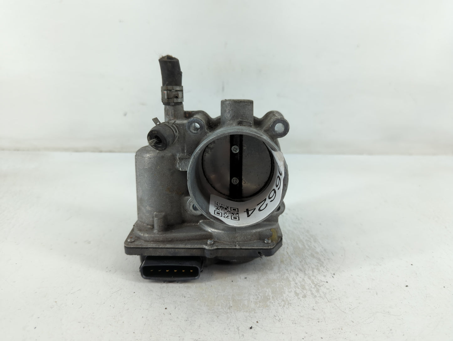 2011-2019 Toyota Corolla Throttle Body P/N:22030-0T080 Fits Fits 2011 2012 2013 2014 2015 2016 2017 2018 2019 OEM Used Auto 