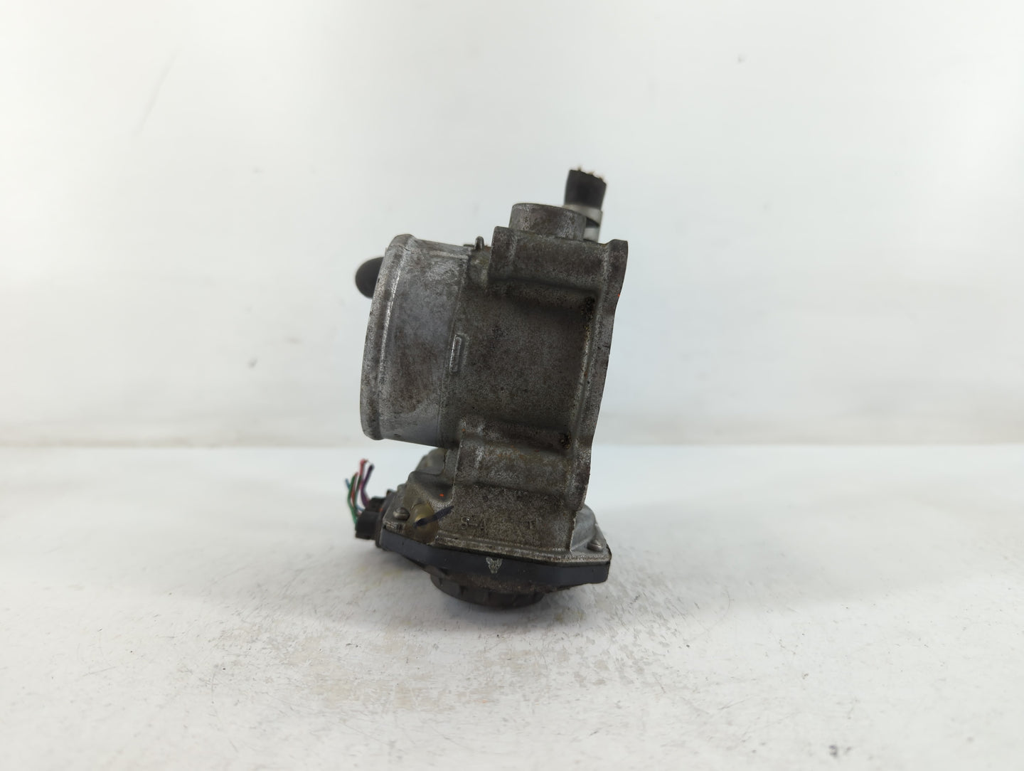 2011-2019 Toyota Corolla Throttle Body P/N:22030-0T080 Fits Fits 2011 2012 2013 2014 2015 2016 2017 2018 2019 OEM Used Auto 