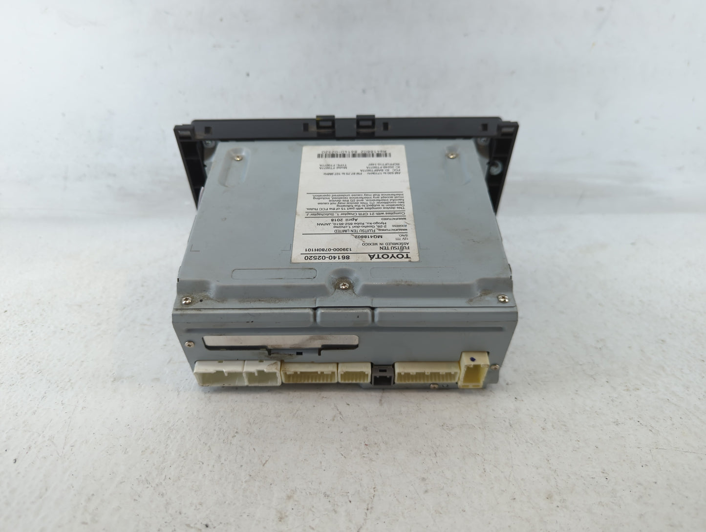 2017-2019 Toyota Corolla Am Fm Cd Player Radio Receiver - Oemusedautoparts1.com