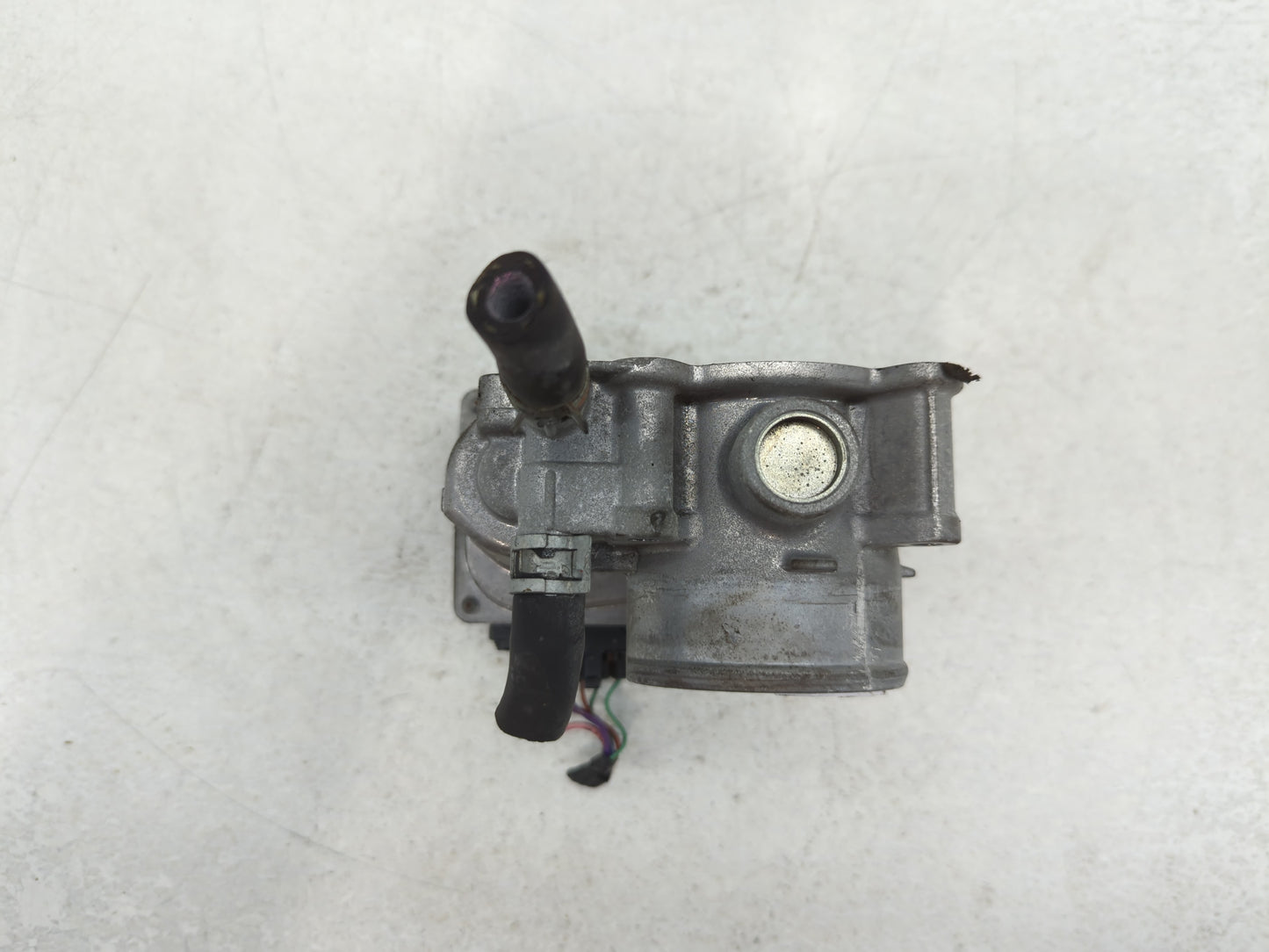 2011-2019 Toyota Corolla Throttle Body P/N:22030-0T080 Fits Fits 2011 2012 2013 2014 2015 2016 2017 2018 2019 OEM Used Auto 