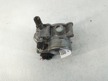 2011-2019 Toyota Corolla Throttle Body P/N:1440 01B29 22030-0T080 Fits Fits 2011 2012 2013 2014 2015 2016 2017 2018 2019 OEM Used Auto Parts