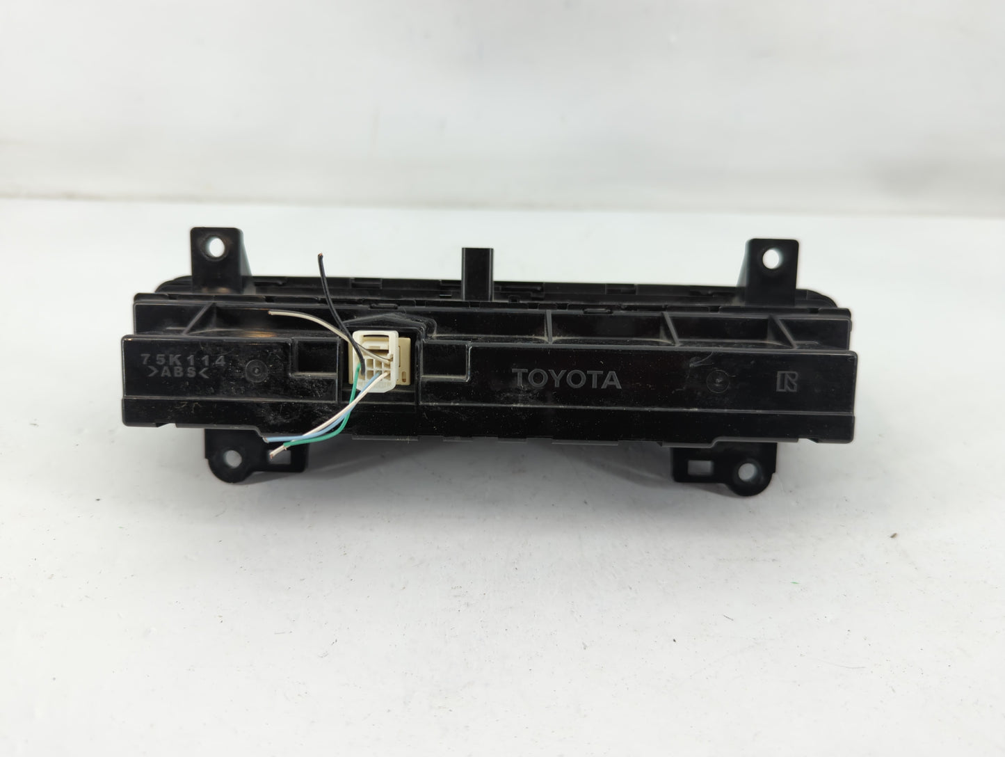 2017-2019 Toyota Corolla Climate Control Module Temperature AC/Heater Replacement P/N:75K114 Fits Fits 2017 2018 2019 OEM Us