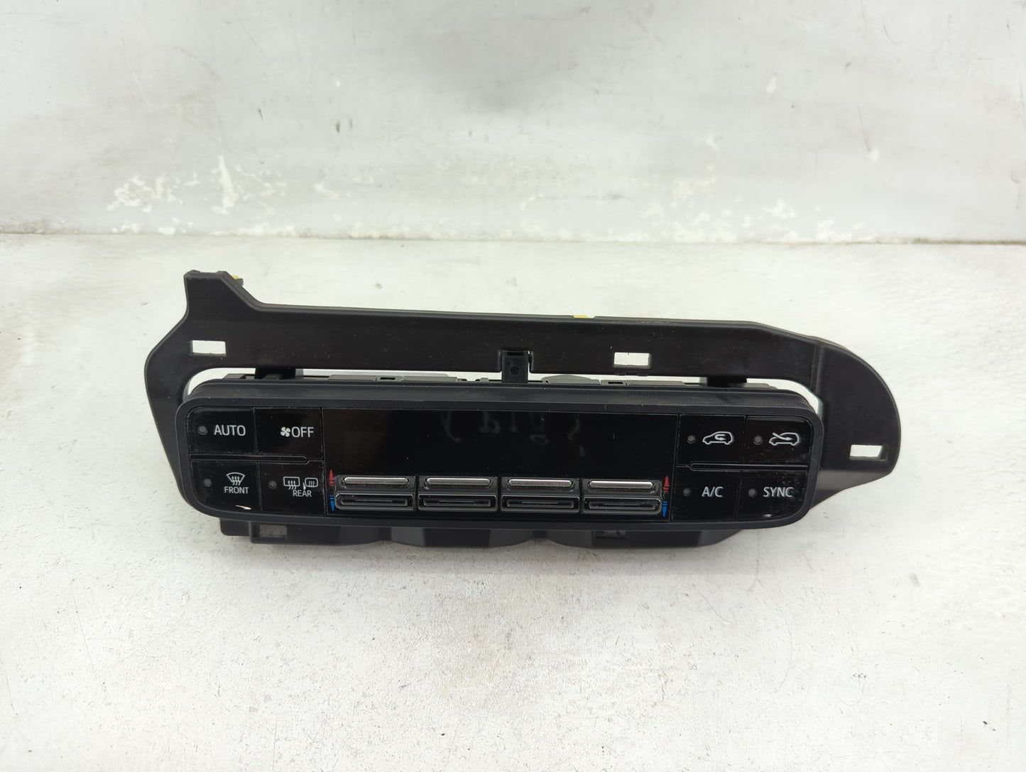 2017-2018 Toyota Corolla Im Climate Control Module Temperature AC/Heater Replacement P/N:55468-12040 Fits Fits 2016 2017 201