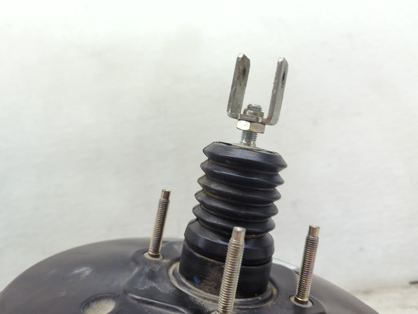 Toyota Corolla Im Power Brake Booster Oem - Oemusedautoparts1.com