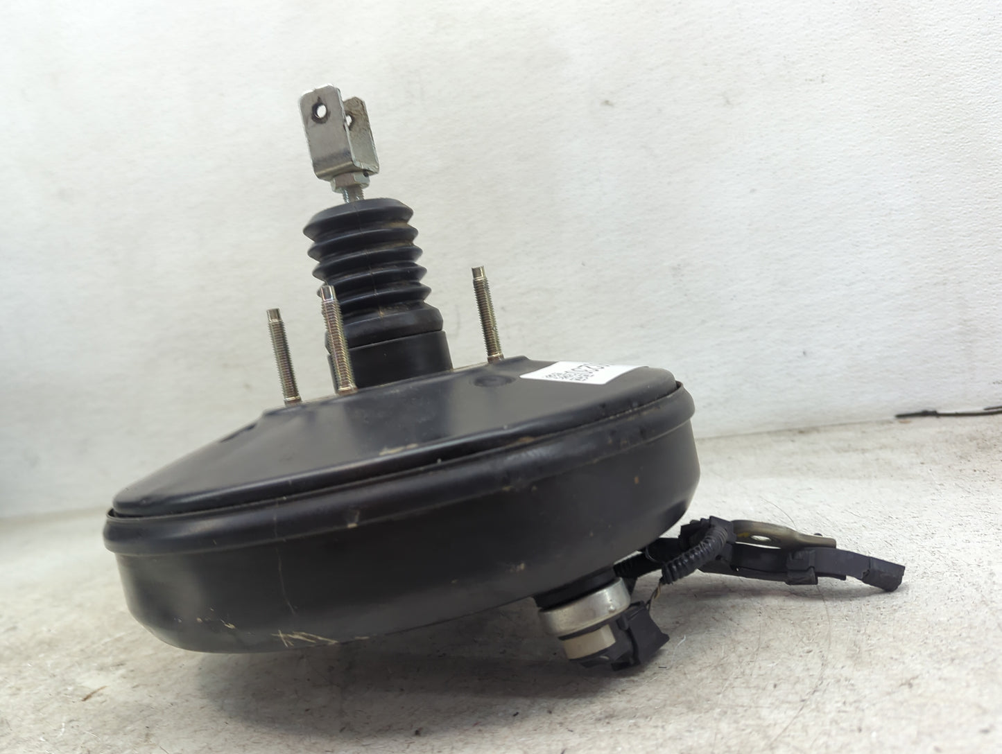 Toyota Corolla Im Power Brake Booster Oem - Oemusedautoparts1.com
