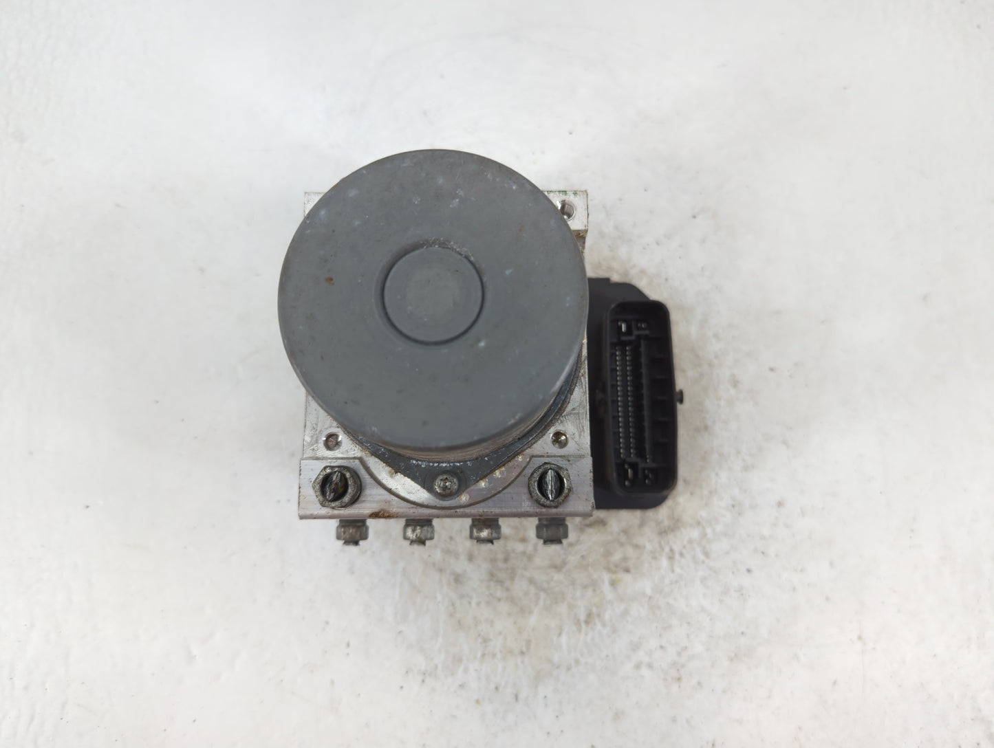 2017-2019 Toyota Highlander ABS Pump Control Module Replacement P/N:89541-0E100 Fits Fits 2017 2018 2019 OEM Used Auto Parts