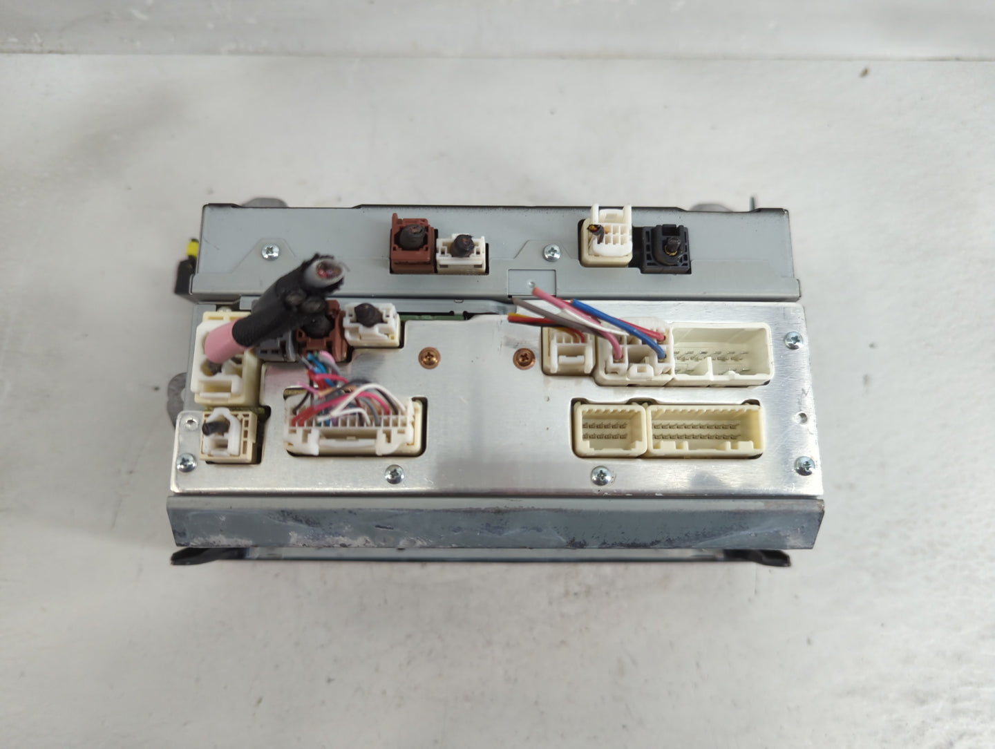 2017-2019 Toyota Highlander Radio AM FM Cd Player Receiver Replacement P/N:86140-0E240 Fits Fits 2017 2018 2019 OEM Used Aut