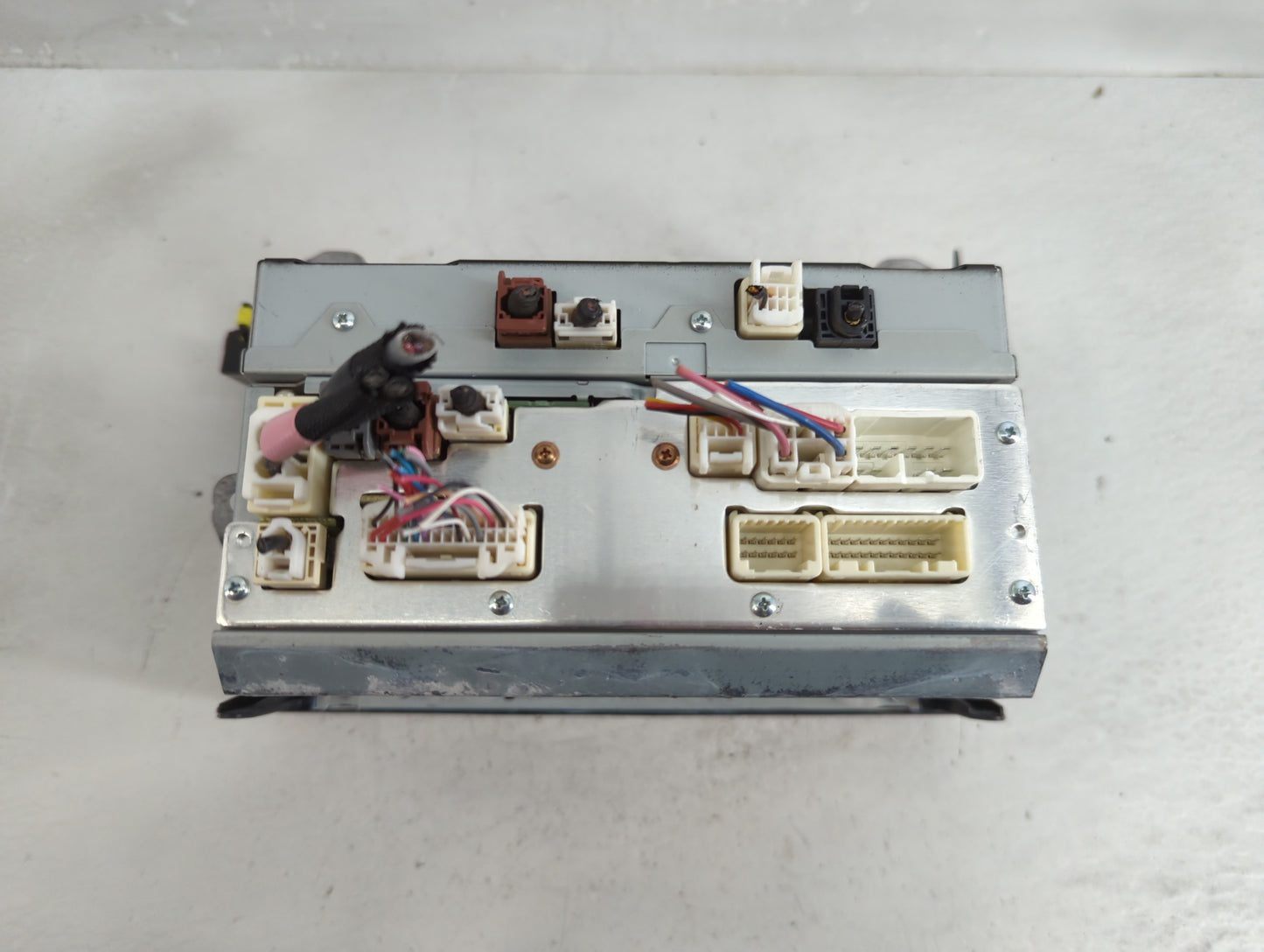 2017-2019 Toyota Highlander Radio AM FM Cd Player Receiver Replacement P/N:86140-0E240 Fits Fits 2017 2018 2019 OEM Used Aut
