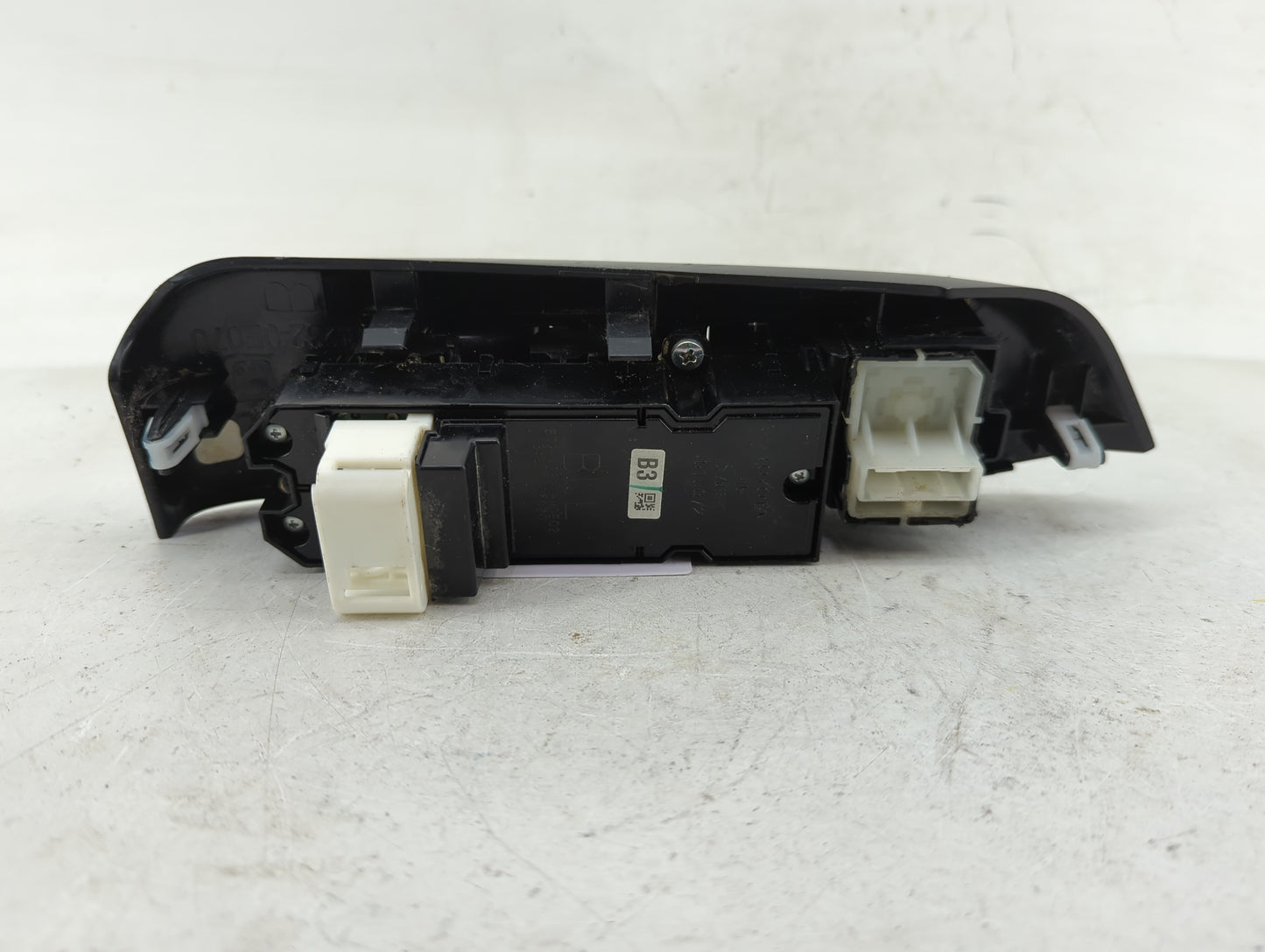 2014-2019 Toyota Highlander Master Power Window Switch Replacement Driver Side Left P/N:84820-0E020 Fits OEM Used Auto Parts