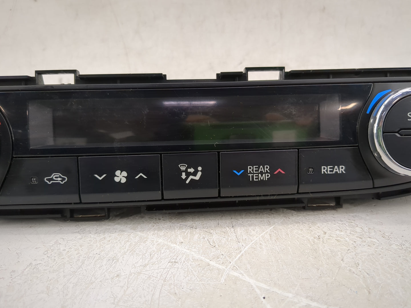2014-2019 Toyota Highlander Climate Control Module Temperature AC/Heater Replacement P/N:55900-0E400 Fits OEM Used Auto Part