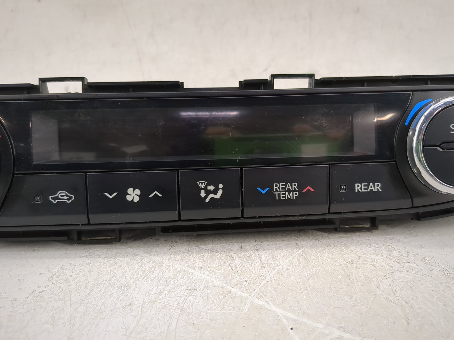 2014-2019 Toyota Highlander Climate Control Module Temperature AC/Heater Replacement P/N:55900-0E400 Fits OEM Used Auto Part
