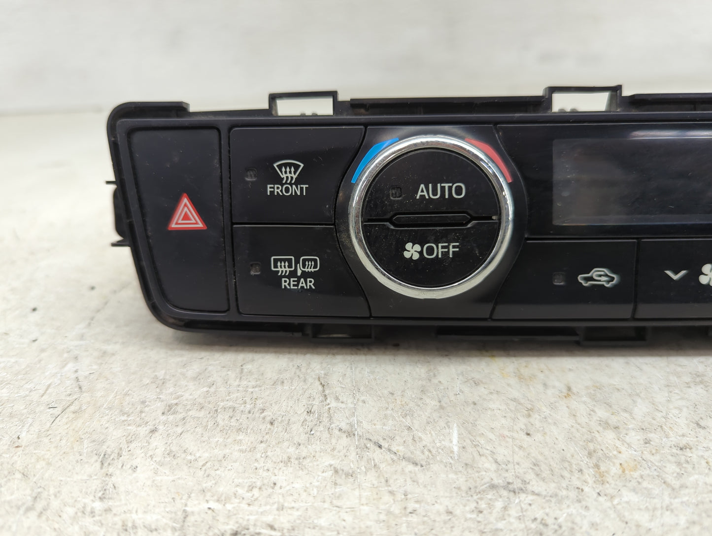 2014-2019 Toyota Highlander Climate Control Module Temperature AC/Heater Replacement P/N:55900-0E400 Fits OEM Used Auto Part
