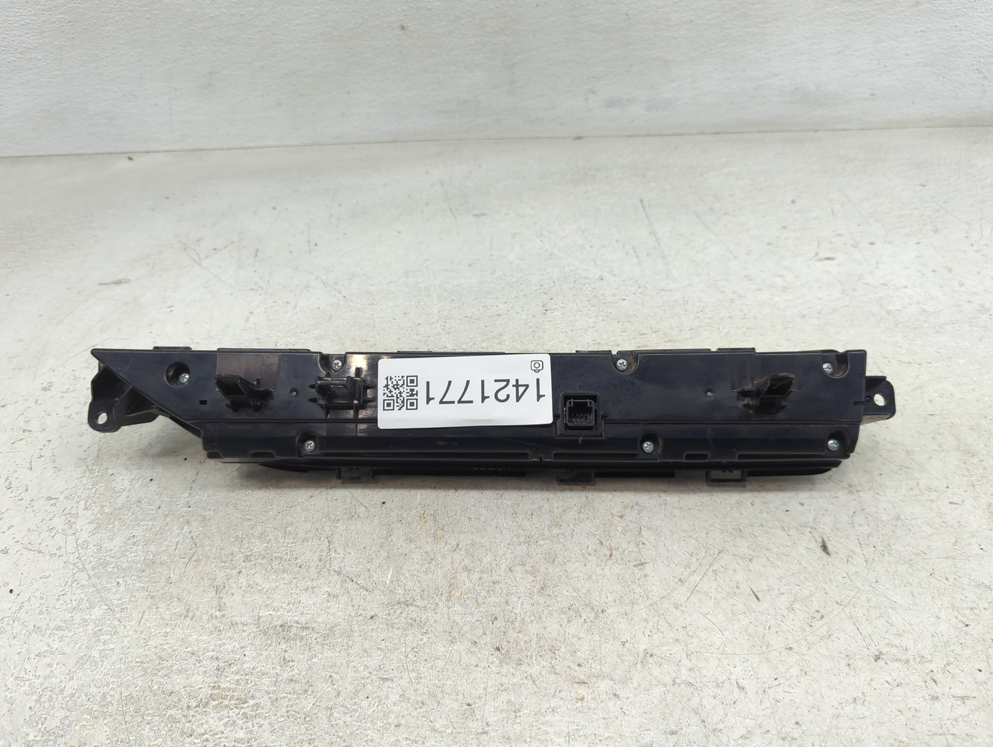 2014-2019 Toyota Highlander Climate Control Module Temperature AC/Heater Replacement P/N:55900-0E400 Fits OEM Used Auto Part
