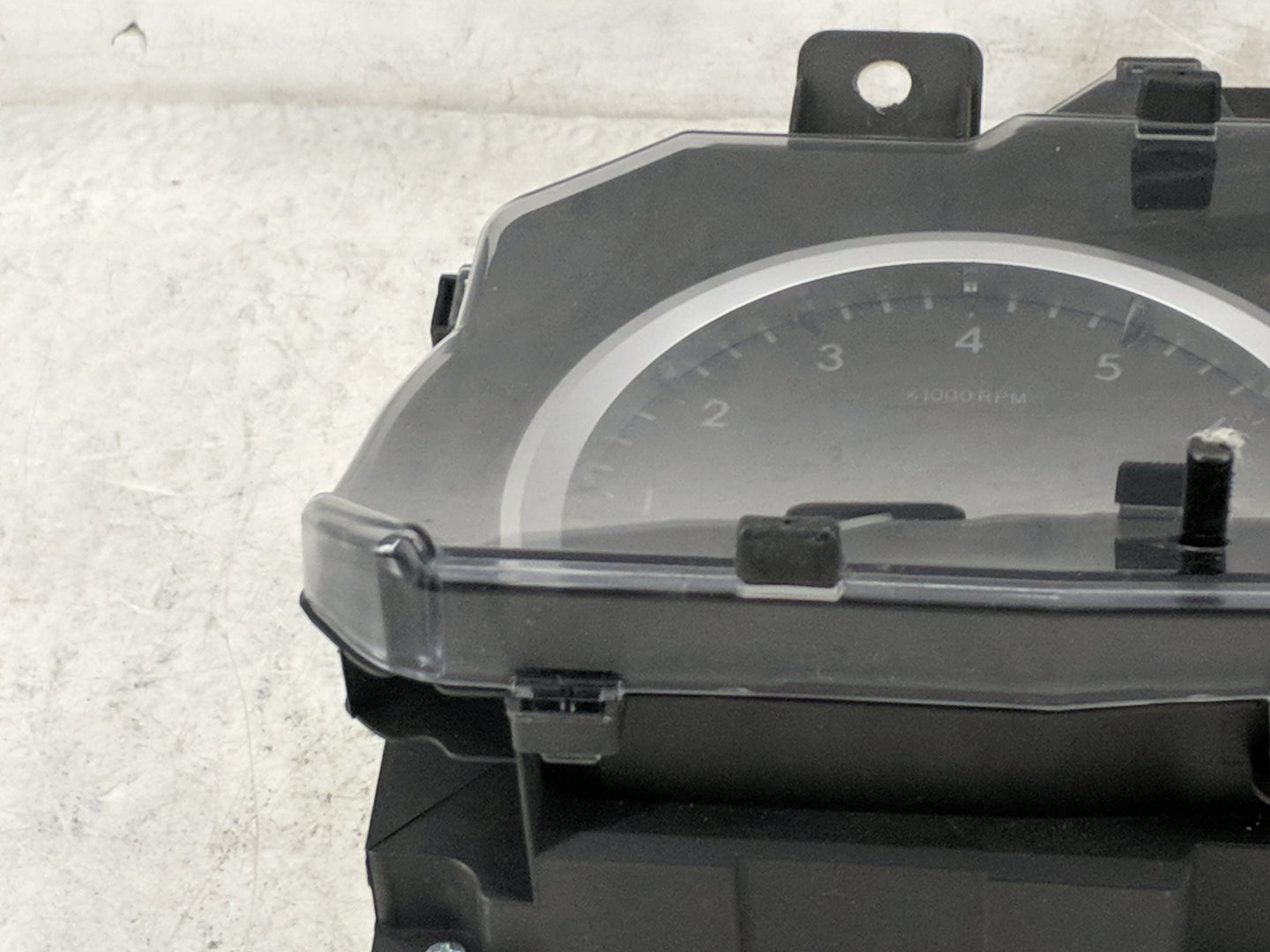 2017-2018 Toyota Highlander Instrument Cluster Speedometer Gauges P/N:83800-0E880-00 TN257520-6302 Miles: Fits Fits 2017 201