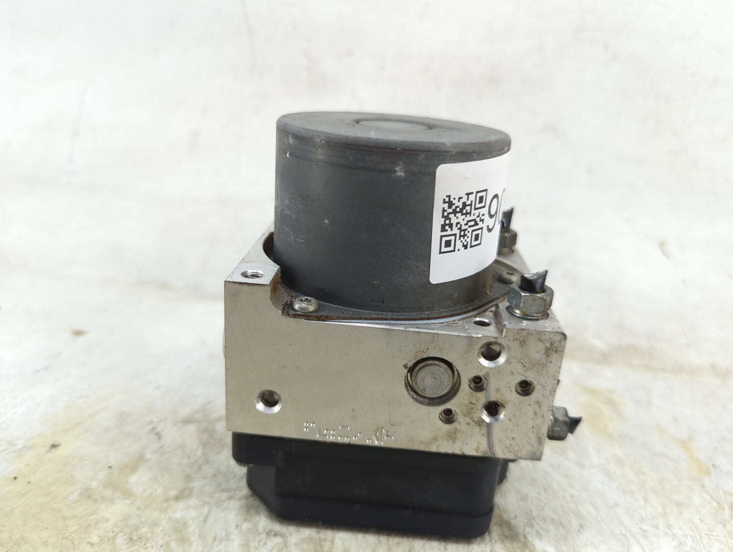 2017-2019 Toyota Highlander ABS Pump Control Module Replacement Fits Fits 2017 2018 2019 OEM Used Auto Parts - Oemusedautopa