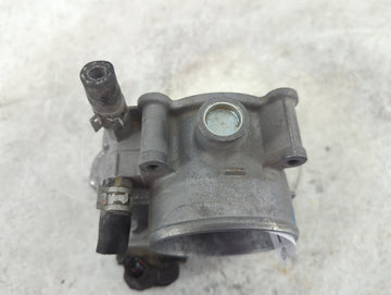 2017-2022 Toyota Highlander Throttle Body P/N:22030-0P060 Fits Fits 2016 2017 2018 2019 2020 2021 2022 OEM Used Auto Parts