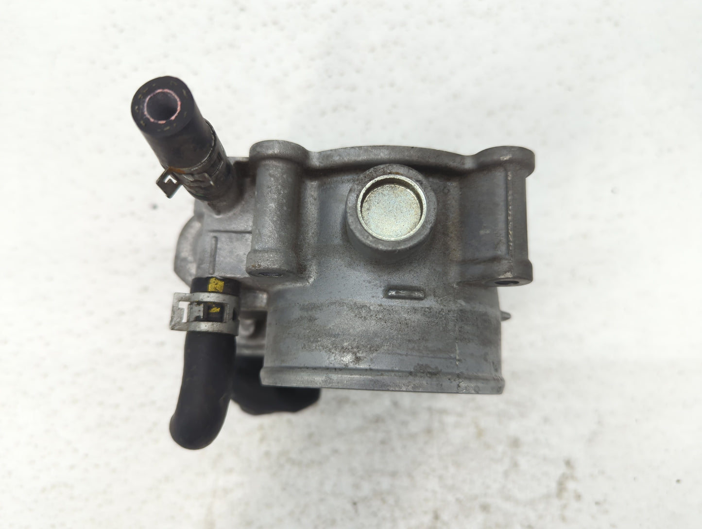 2017-2022 Toyota Highlander Throttle Body P/N:22030-0P060 Fits Fits 2016 2017 2018 2019 2020 2021 2022 OEM Used Auto Parts -