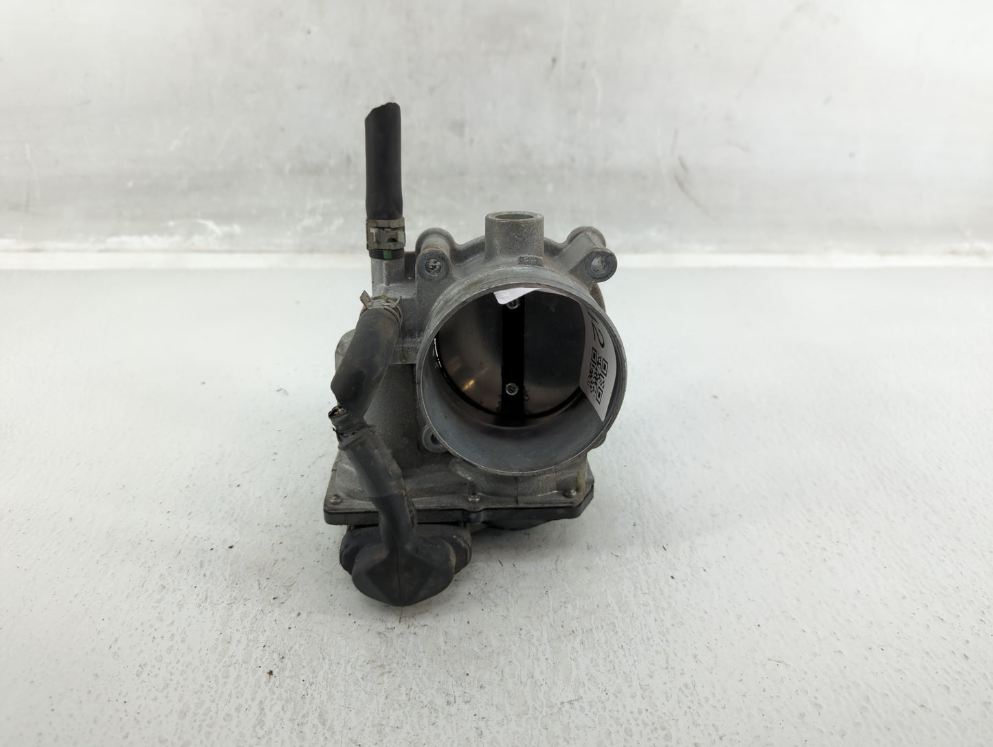 2017-2022 Toyota Highlander Throttle Body P/N:22030-0P060 Fits Fits 2016 2017 2018 2019 2020 2021 2022 OEM Used Auto Parts -