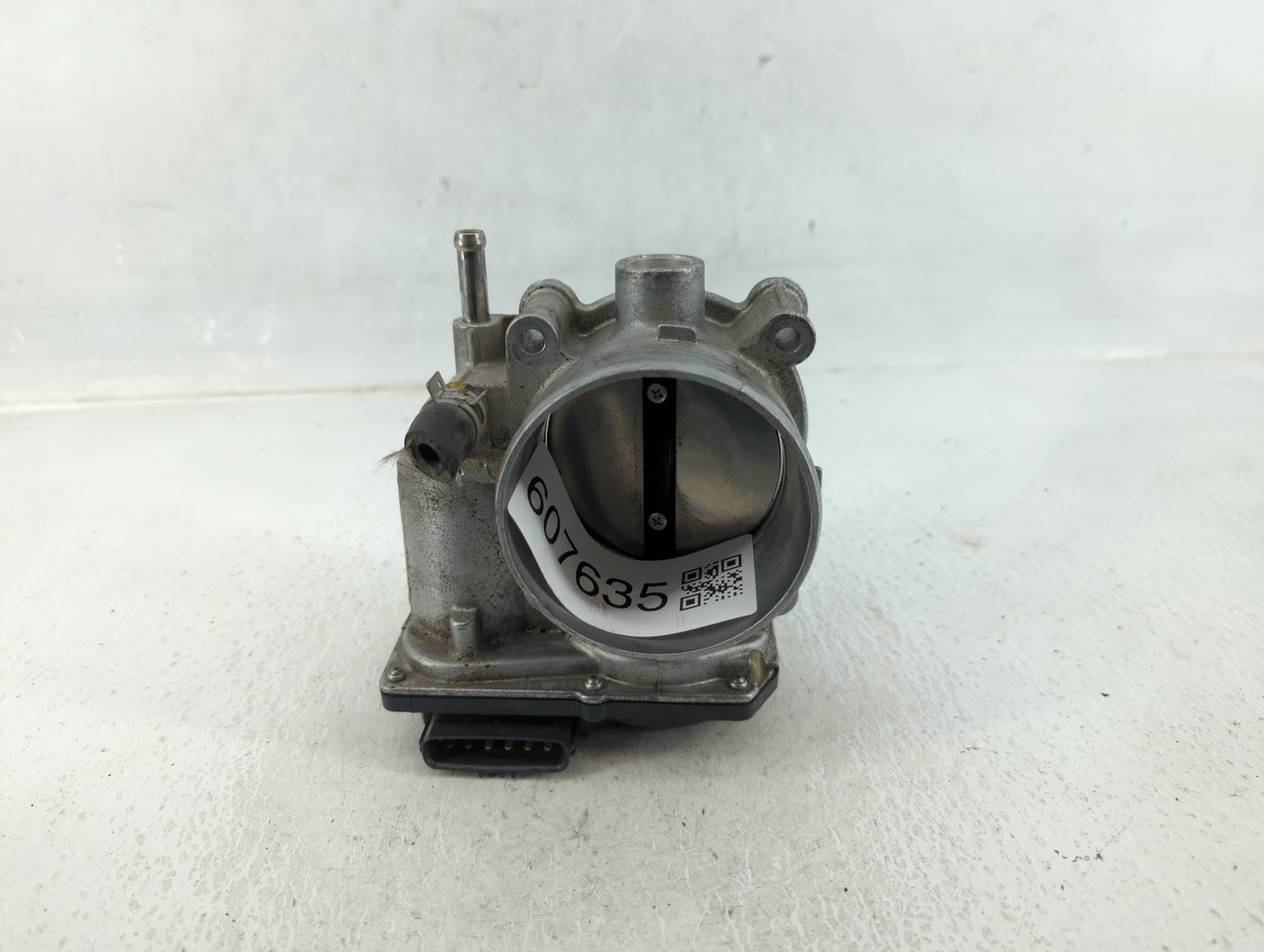 2017-2022 Toyota Highlander Throttle Body P/N:22030-0P060 Fits Fits 2016 2017 2018 2019 2020 2021 2022 OEM Used Auto Parts -