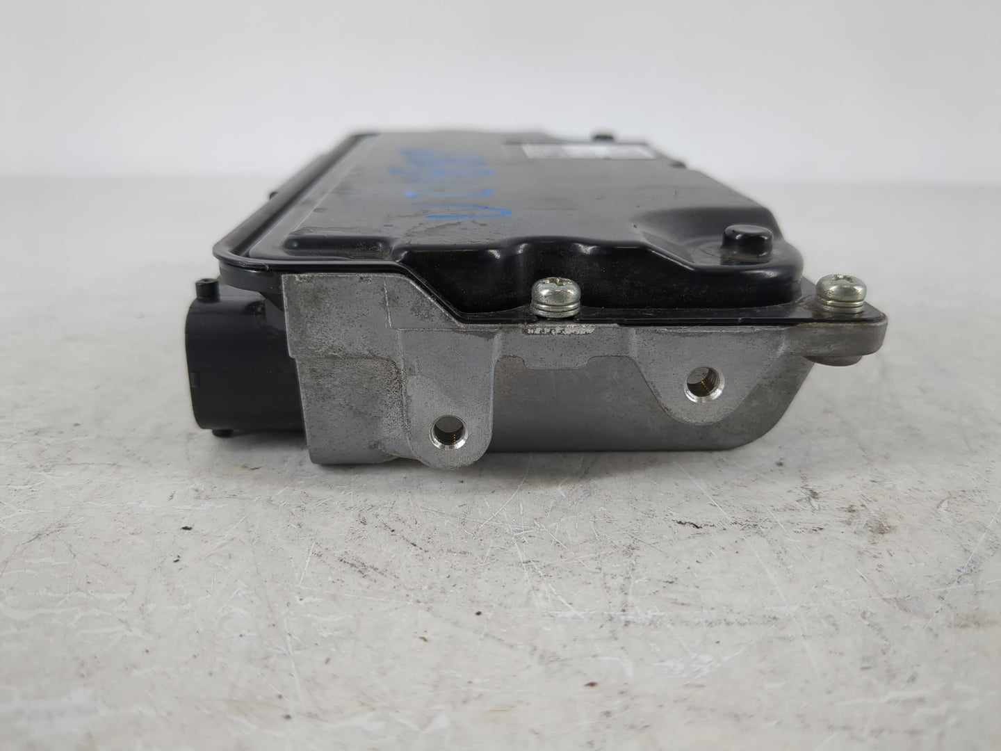 2017-2020 Toyota Prius PCM Engine Control Computer ECU ECM PCU OEM P/N:89661-47751 Fits Fits 2017 2018 2019 2020 OEM Used Au