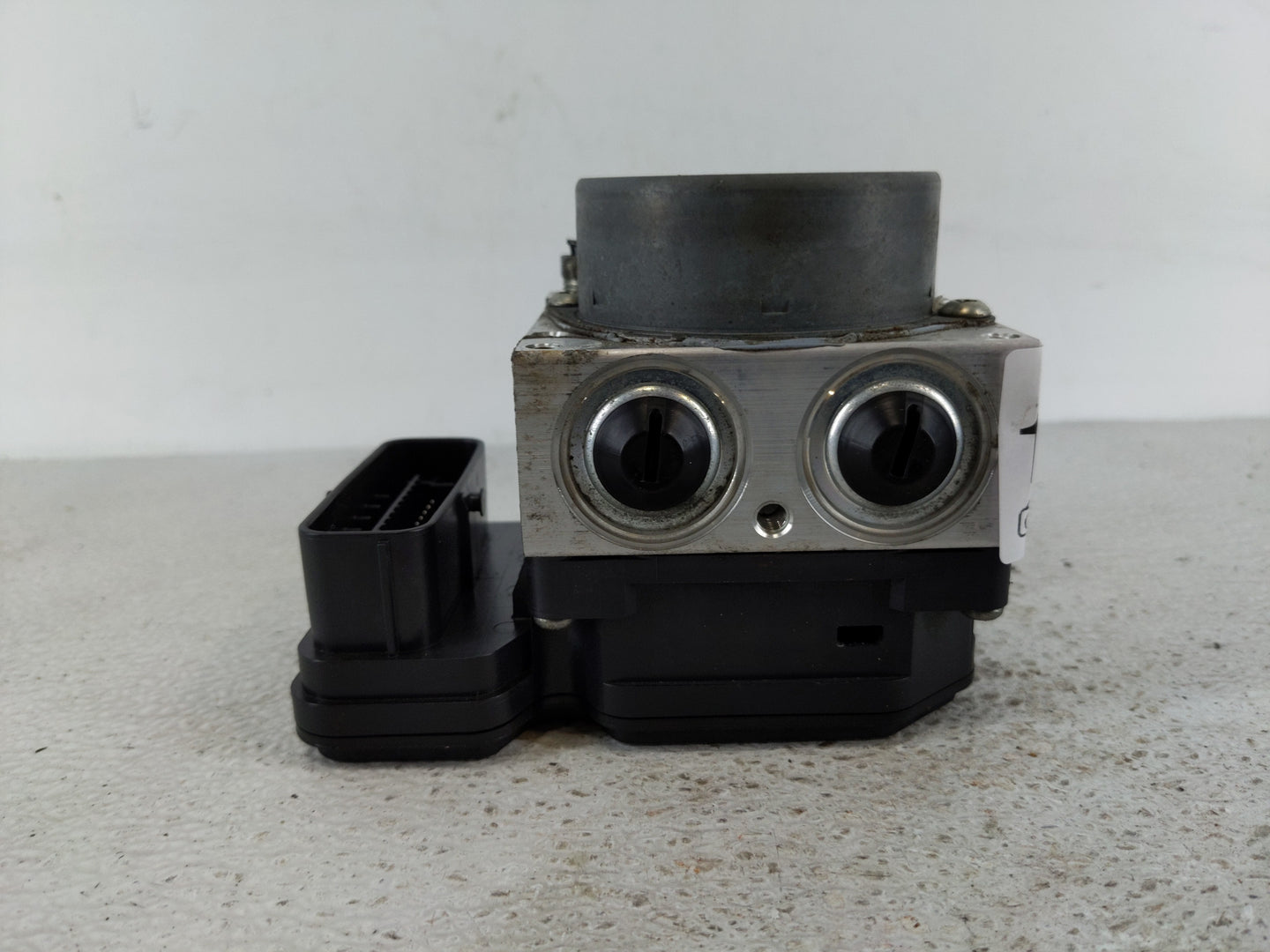 2016-2022 Toyota Prius ABS Pump Control Module Replacement P/N:44510-47070 113040-41030 Fits OEM Used Auto Parts - Oemusedau