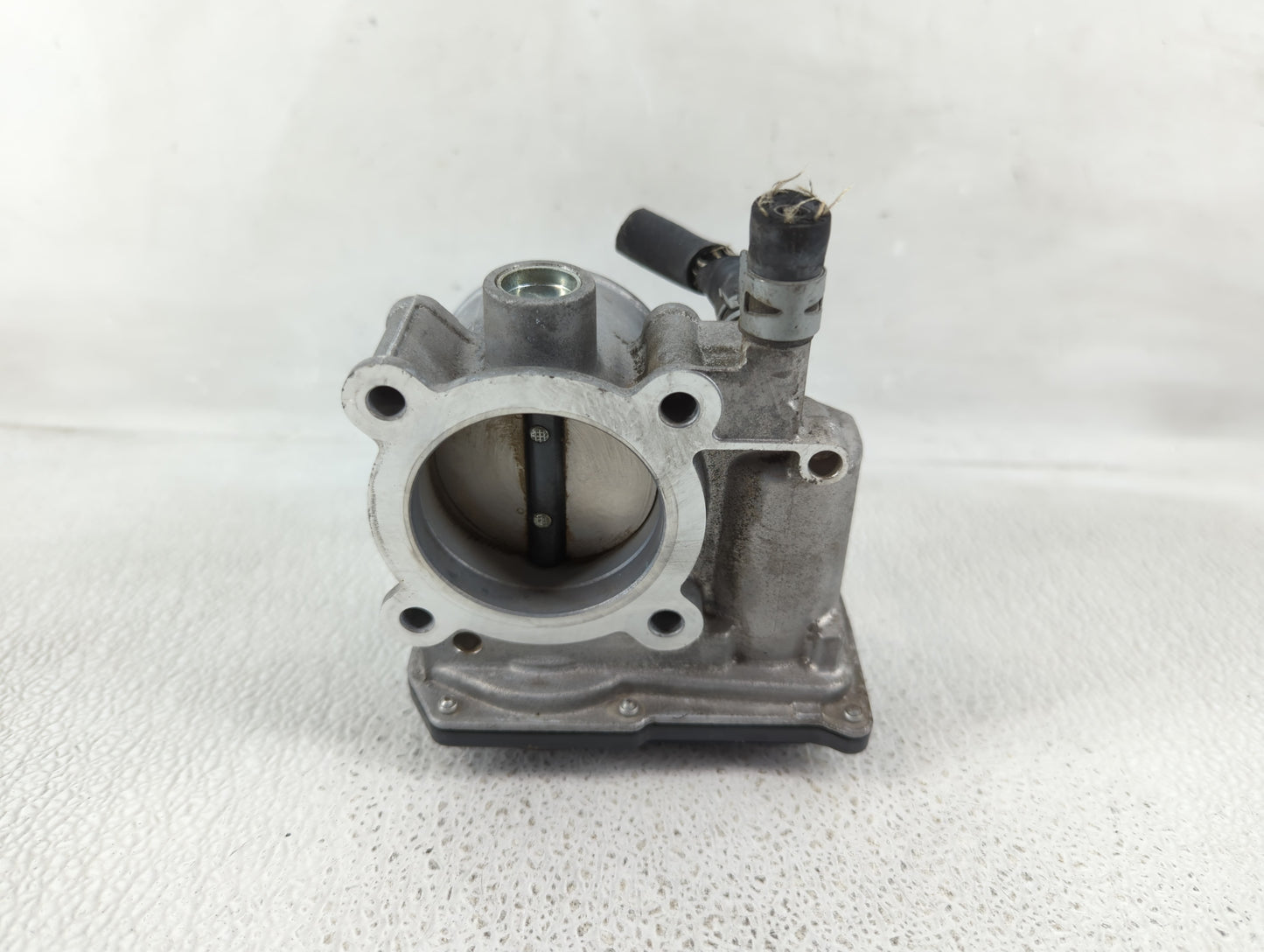 2010-2022 Toyota Prius Throttle Body P/N:22030-37060 Fits Fits 2010 2011 2012 2013 2014 2015 2016 2017 2018 2019 2020 2021 2