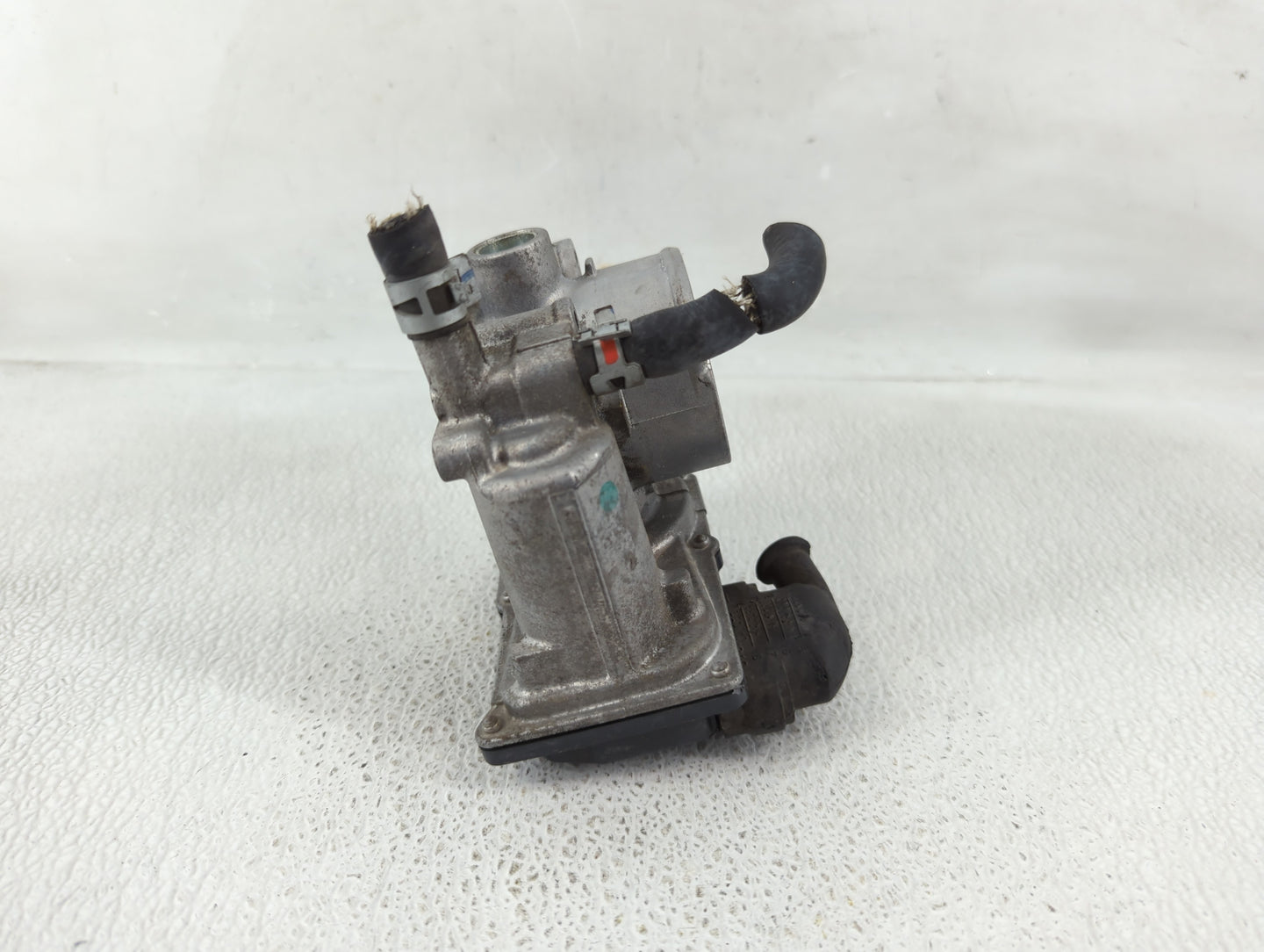 2010-2022 Toyota Prius Throttle Body P/N:22030-37060 Fits Fits 2010 2011 2012 2013 2014 2015 2016 2017 2018 2019 2020 2021 2