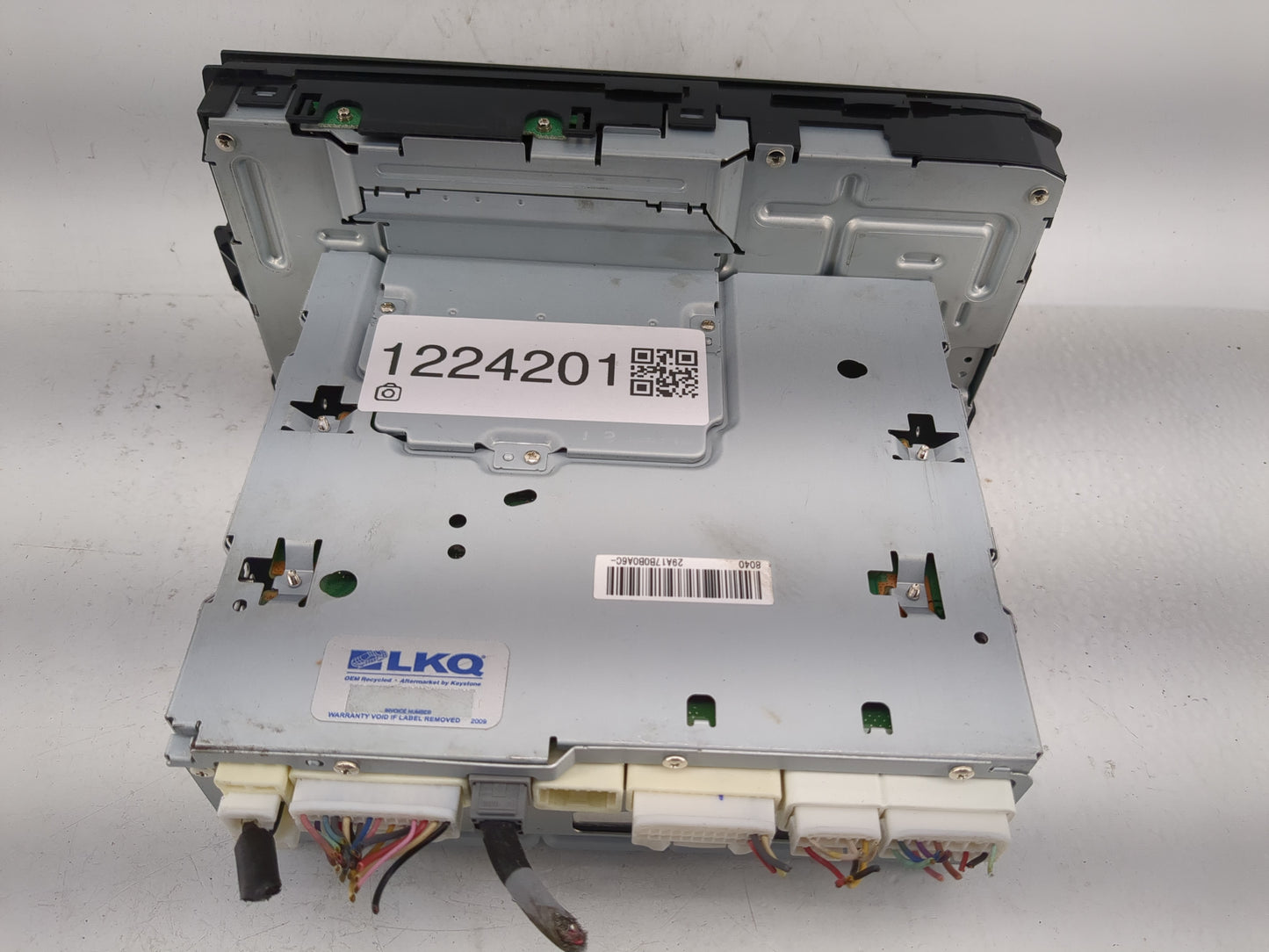 2018-2019 Toyota Prius Radio AM FM Cd Player Receiver Replacement P/N:86140-52260 Fits Fits 2018 2019 OEM Used Auto Parts - 