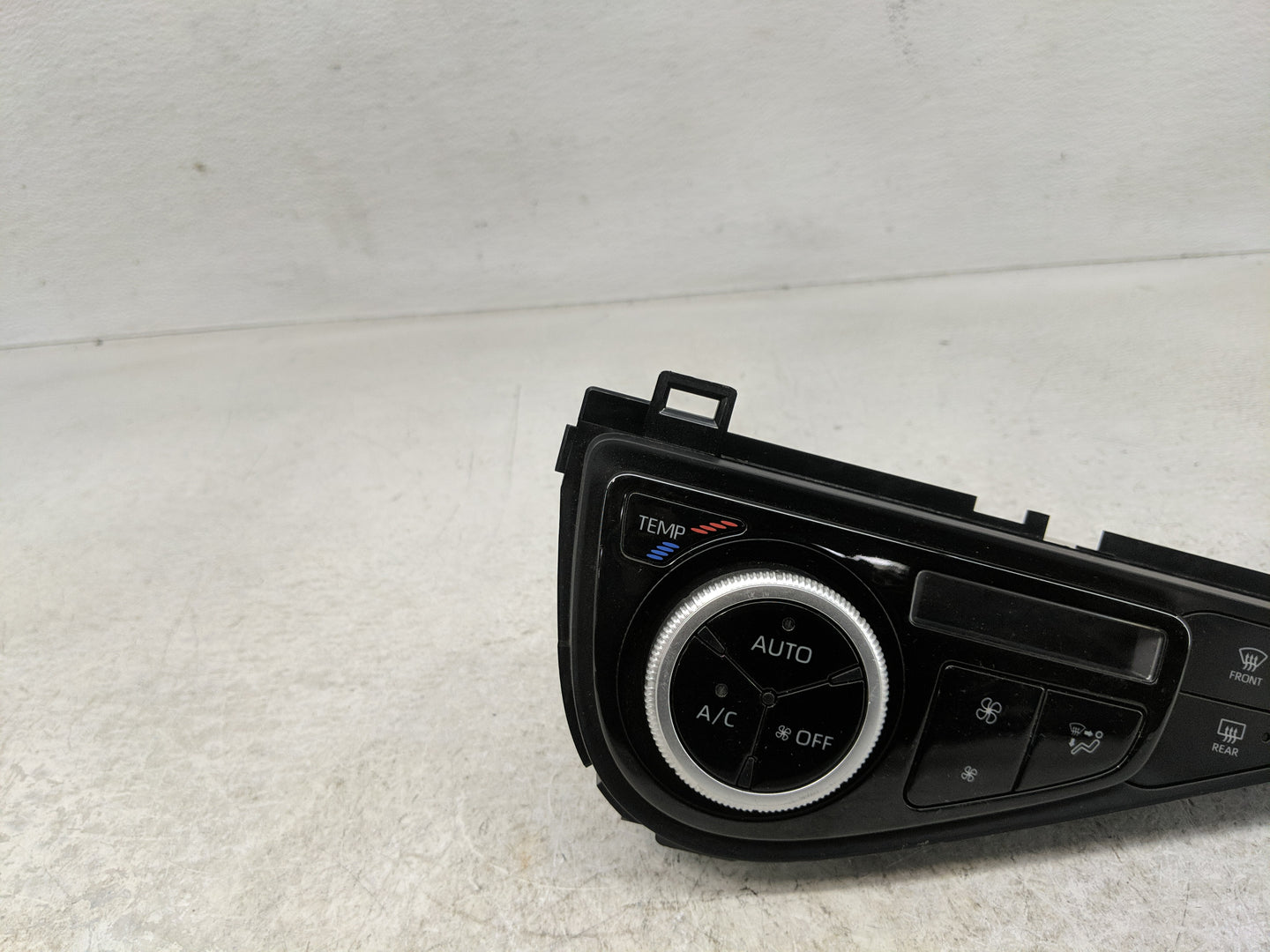 2018-2019 Toyota Prius Climate Control Module Temperature AC/Heater Replacement P/N:55900-52810 555943-2100 Fits Fits 2018 2
