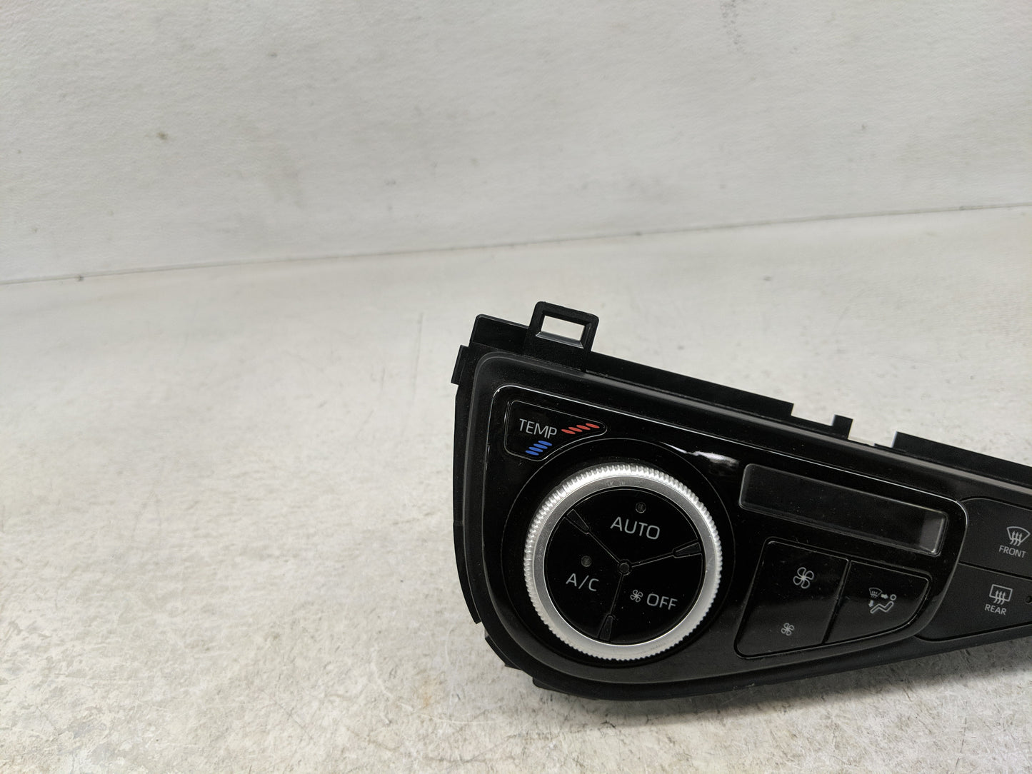 2018-2019 Toyota Prius Climate Control Module Temperature AC/Heater Replacement P/N:55900-52810 555943-2100 Fits Fits 2018 2