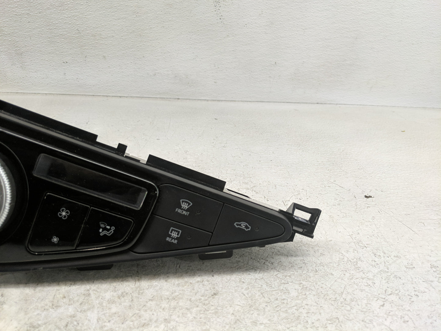 2018-2019 Toyota Prius Climate Control Module Temperature AC/Heater Replacement P/N:55900-52810 555943-2100 Fits Fits 2018 2