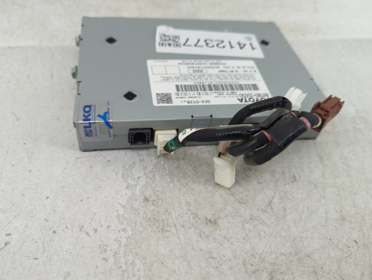 2015-2022 Toyota Prius Radio AM FM Cd Player Receiver Replacement P/N:86180-35050 Fits OEM Used Auto Parts - Oemusedautopart