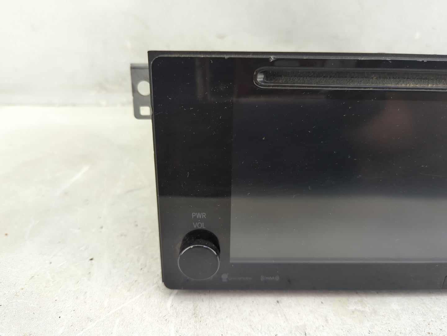 2016-2020 Toyota Prius Radio AM FM Cd Player Receiver Replacement P/N:86100-47564 Fits Fits 2016 2017 2018 2019 2020 OEM Use