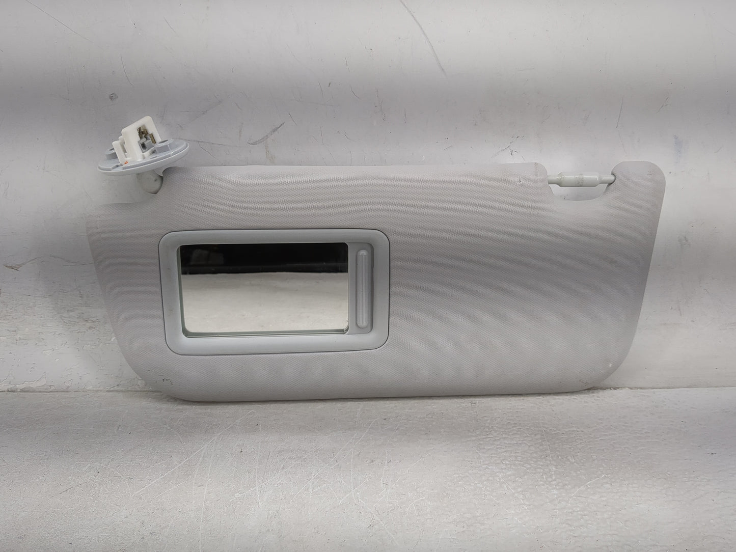 2016-2021 Toyota Prius Sun Visor Shade Replacement Driver Left Mirror Fits Fits 2016 2017 2018 2019 2020 2021 OEM Used Auto 